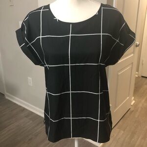 Women’s Shein Black & White Checkered Blouse Size Small